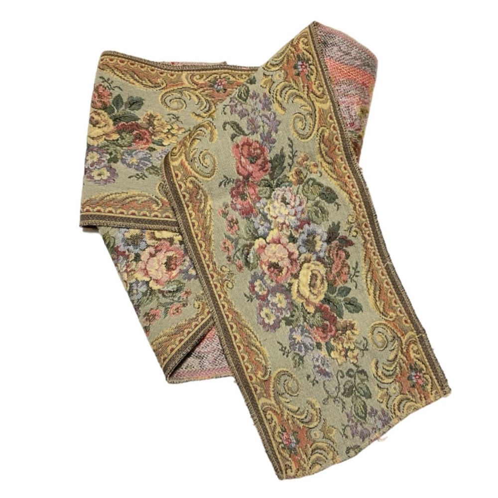 Floral Tapestry Border Fabric